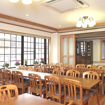 Land Haus Azegami Bed & Breakfast Nozawaonsen Bagian luar foto