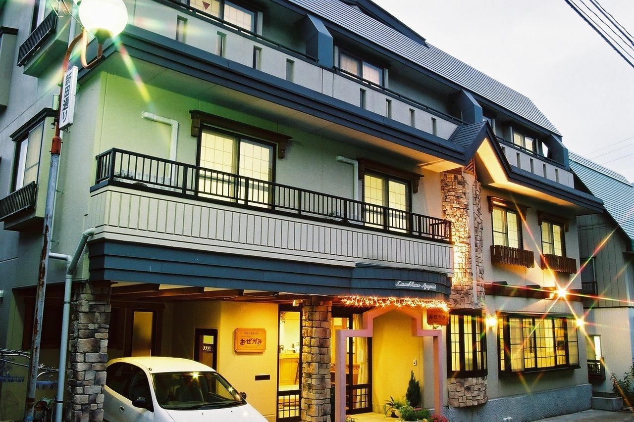 Land Haus Azegami Bed & Breakfast Nozawaonsen Bagian luar foto