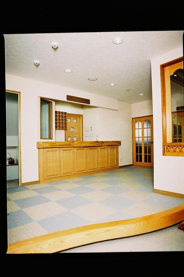 Land Haus Azegami Bed & Breakfast Nozawaonsen Bagian luar foto